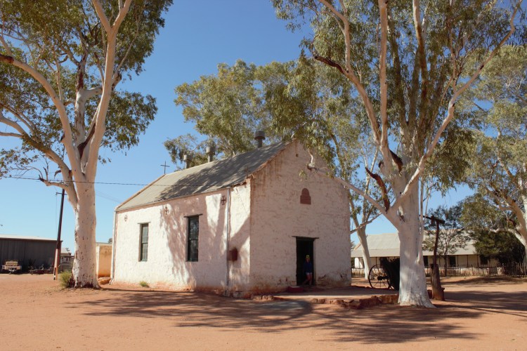 Hermannsburg & Palm Valley church